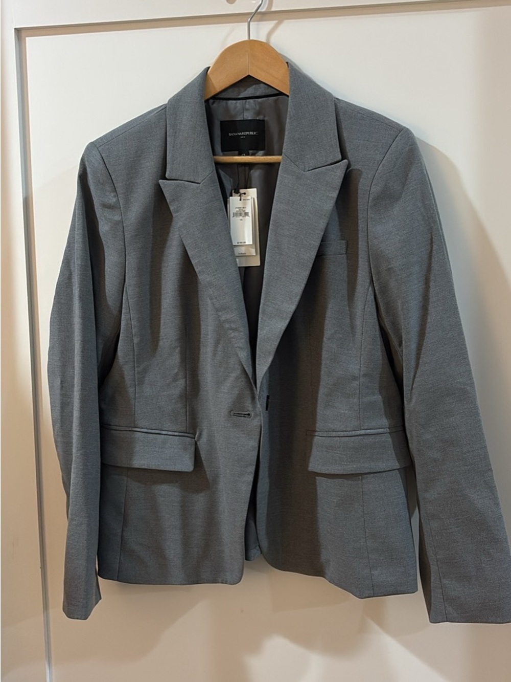 Banana Republic Gray Notch-Lapel Women's Blazer size 12 MSRP $160